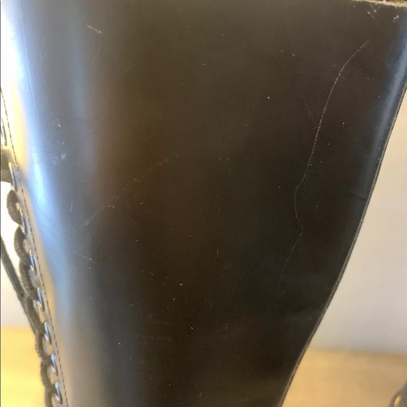 Dr Martens Made in England 1990’s 20 eyelet Boots - Picture 9 of 9